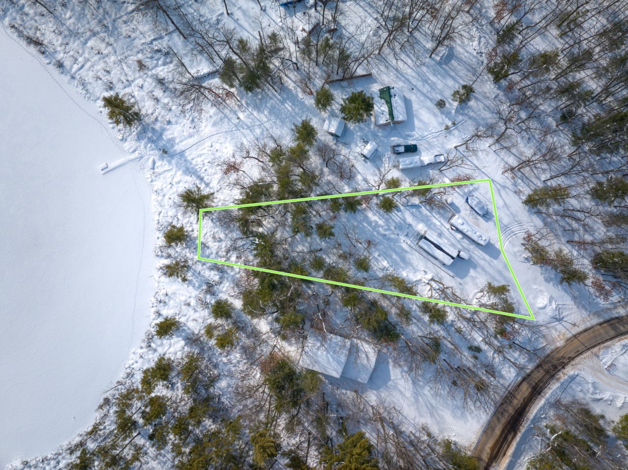 8310 N Perch Lake Drive, Bitely, MI 49309 Main Photo