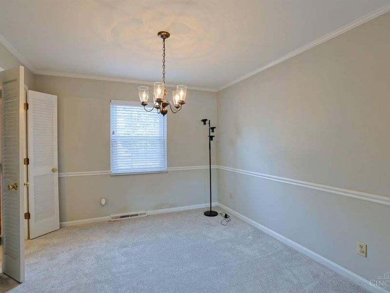 8488 Holiday Hills Drive, Cincinnati, OH 45255 Photo 11