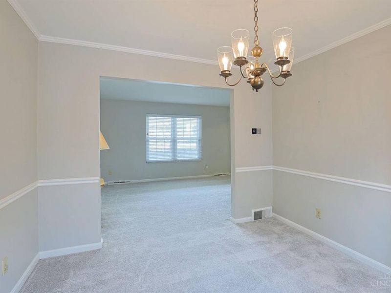 8488 Holiday Hills Drive, Cincinnati, OH 45255 Photo 12