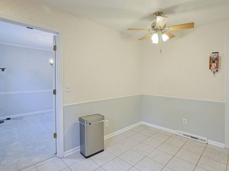 8488 Holiday Hills Drive, Cincinnati, OH 45255 Photo 15