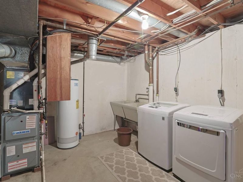 8488 Holiday Hills Drive, Cincinnati, OH 45255 Photo 30