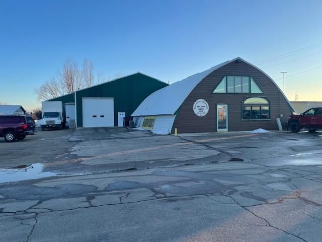 404 Airport Road, Albert Lea, MN 56007