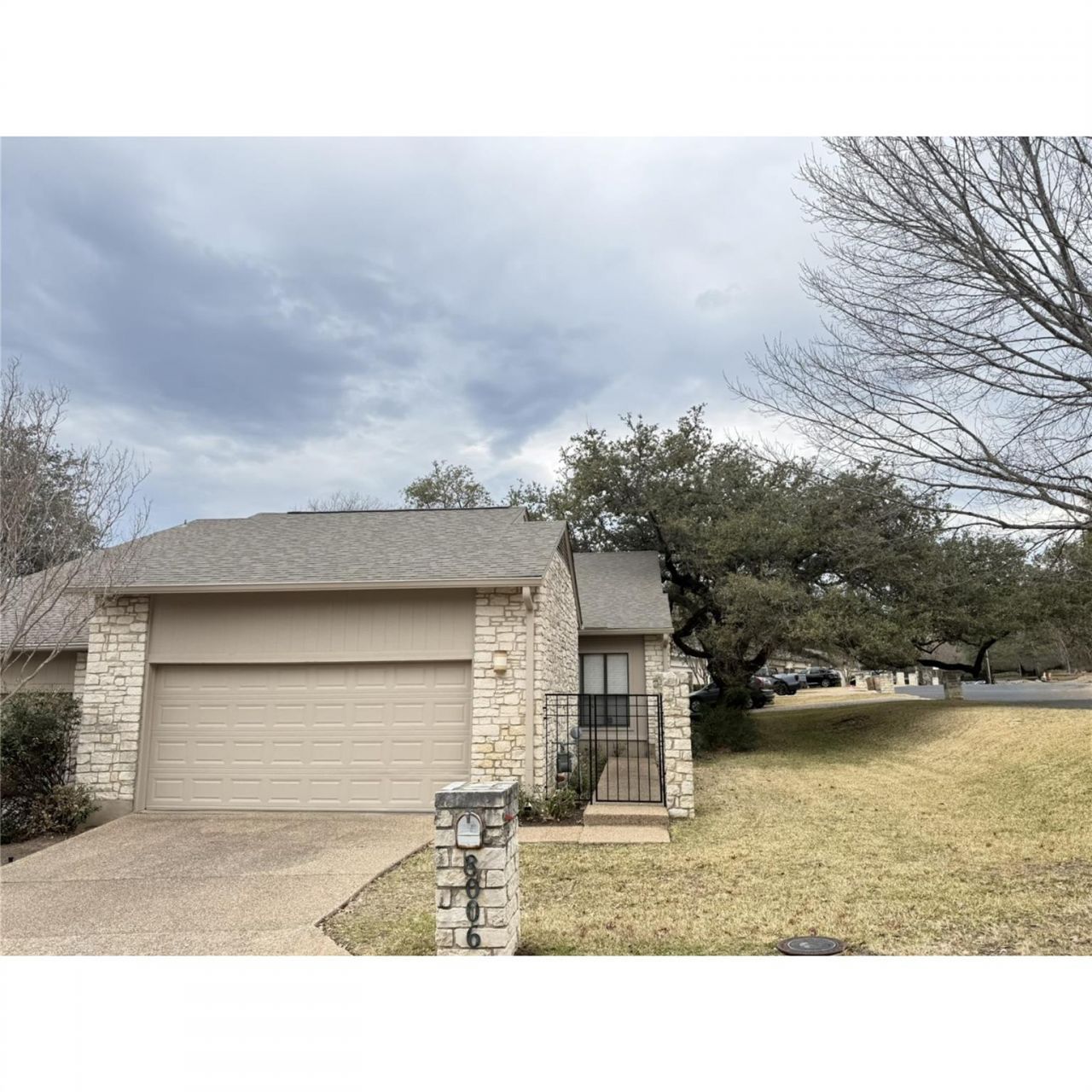 8006 Raintree Pl, Austin, TX 78759 Main Photo