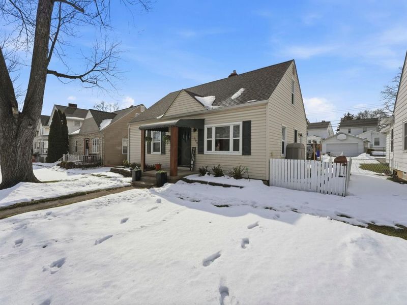 805 Timberman Road, Columbus, OH 43212 Photo 2