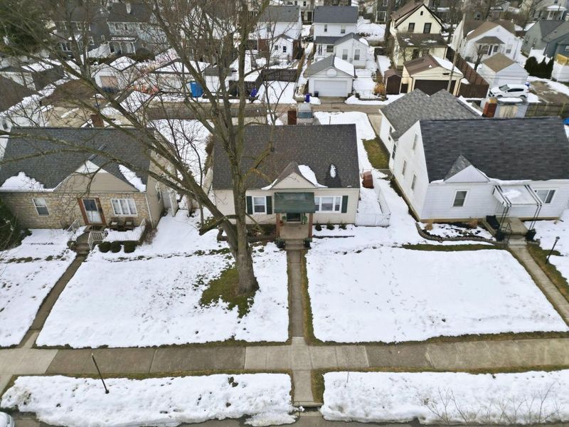 805 Timberman Road, Columbus, OH 43212 Photo 4