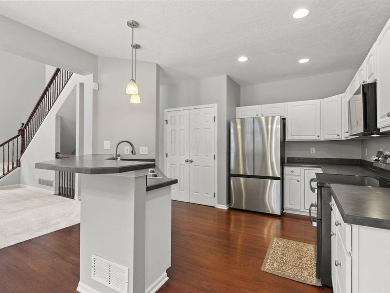 263 International Drive, Pataskala, OH 43062 Photo 10