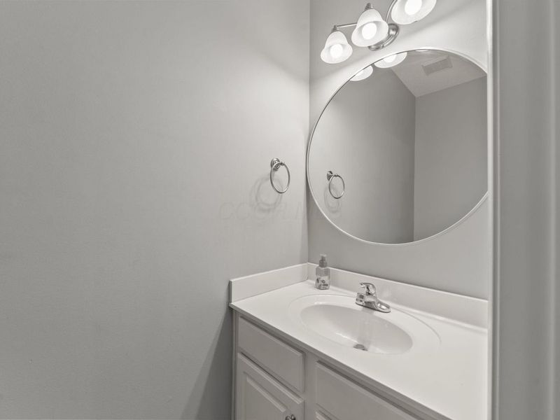 263 International Drive, Pataskala, OH 43062 Photo 19