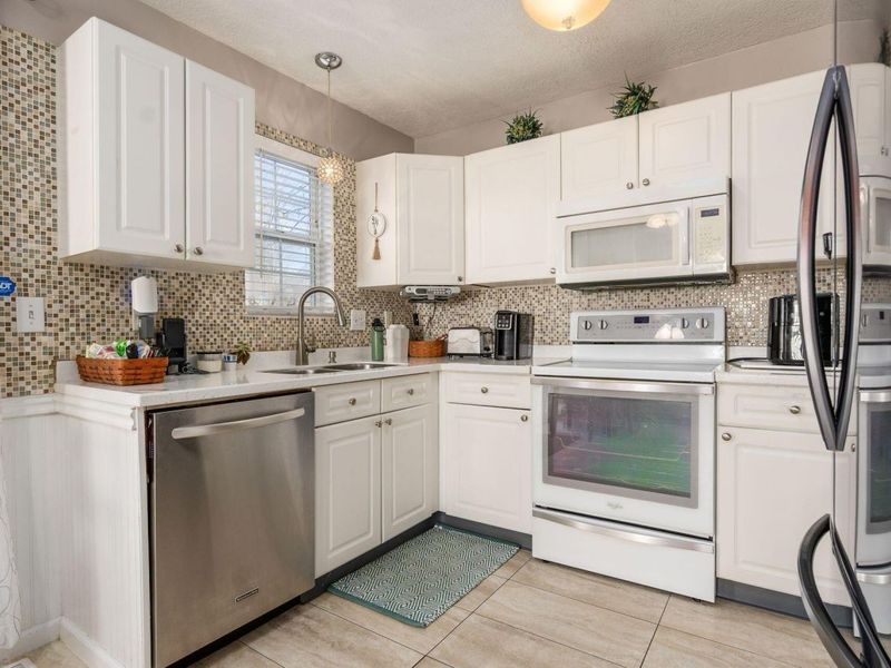 8278 Catalpa Ridge Drive, Blacklick, OH 43004 Photo 16