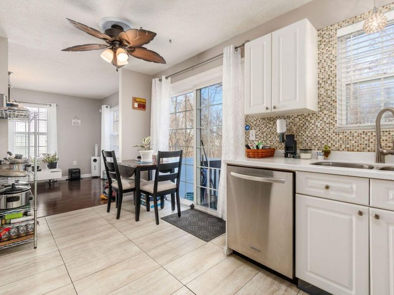 8278 Catalpa Ridge Drive, Blacklick, OH 43004 Photo 19