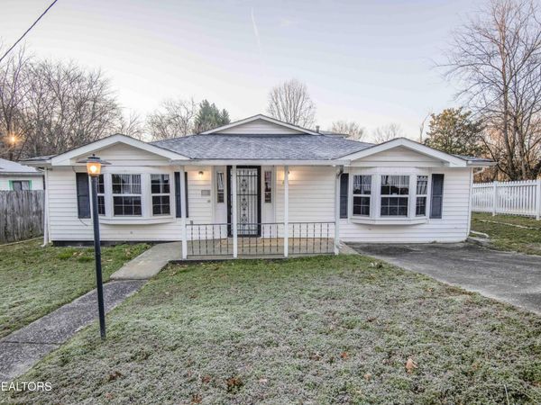 400 Furnace Ave, Rockwood, TN 37854