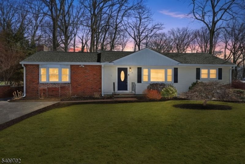 8 Cherry Ln, Randolph, NJ 07869 Main Photo