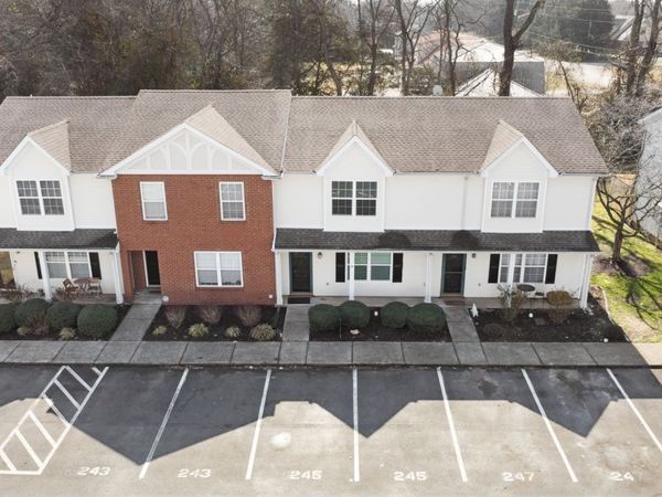 245 Shoshone Pl , Murfreesboro, TN 37128