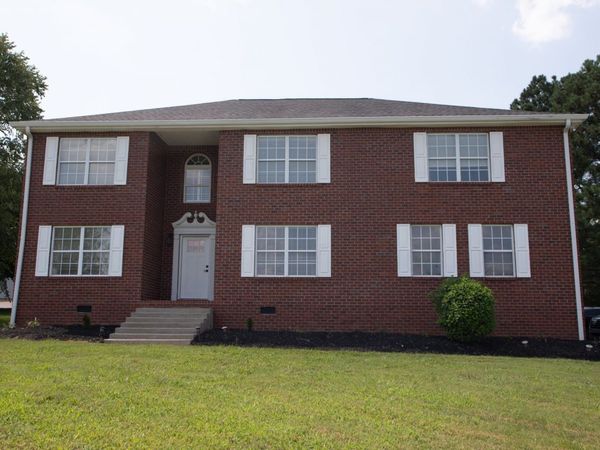 1805 Pointe Ct , Lebanon, TN 37087