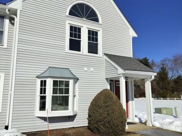 75 Warren St W, Unit 16, Raynham, MA 02767