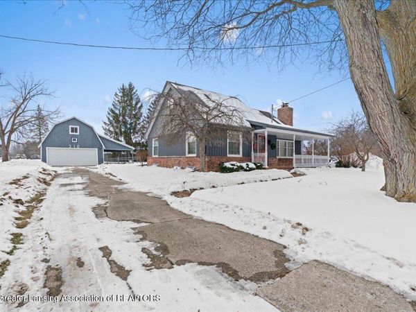 310 E Sturgis Street, St. Johns, MI 48879