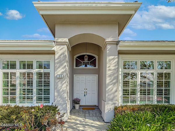 185 Jaycroft Court, Lake Sherwood, CA 91361