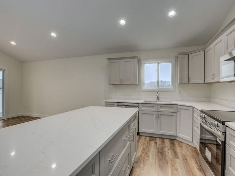 122 Churchill Drive Drive, Williamstown, KY 41097 Photo 5