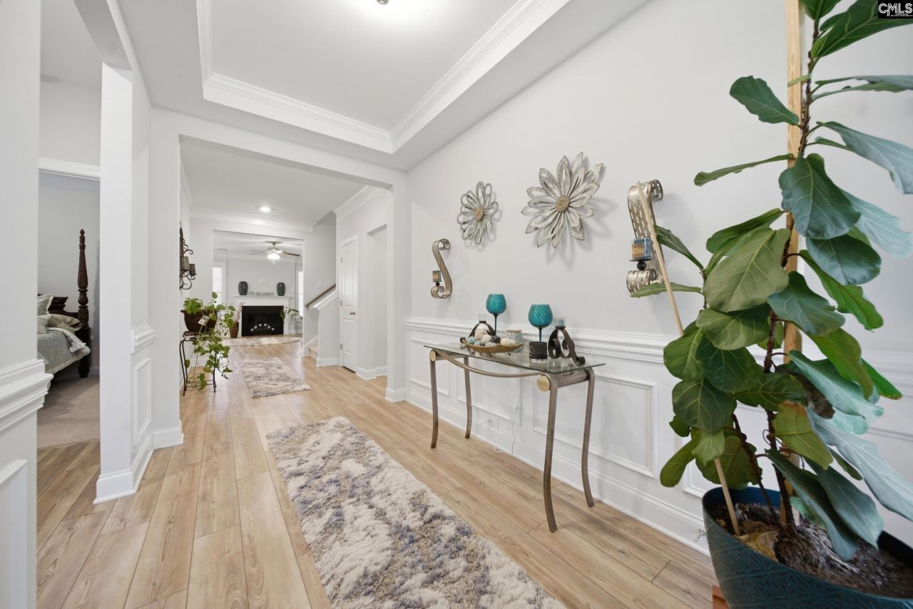 215 Falling Leaves Lane  Photo 4