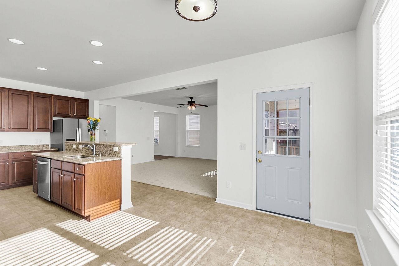 1611 Eider Down Drive Photo 12