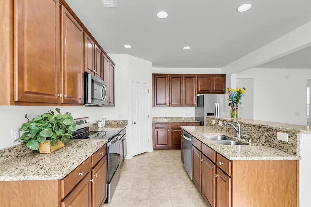 1611 Eider Down Drive Photo 13