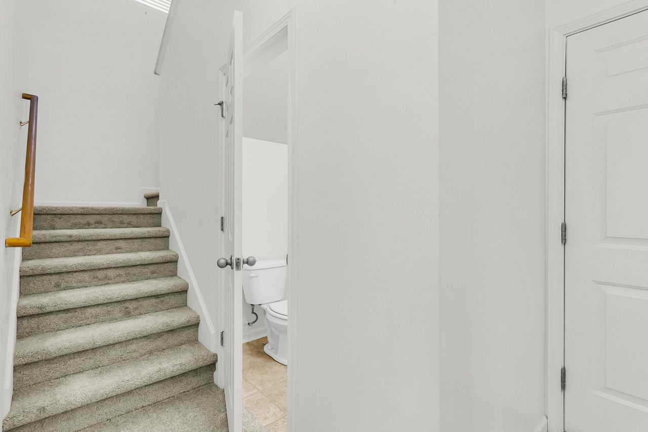 1611 Eider Down Drive Photo 17