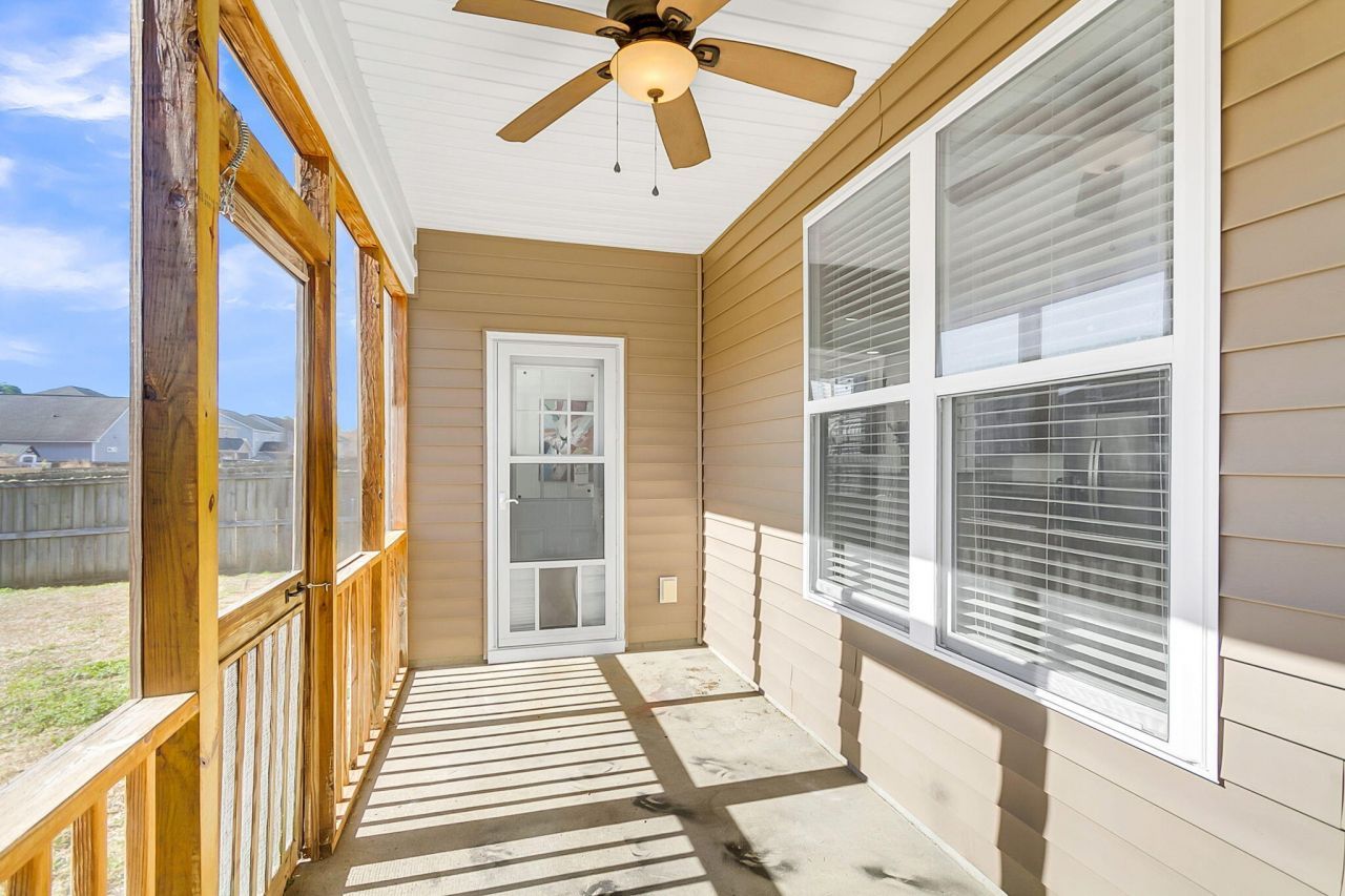 1611 Eider Down Drive Photo 37