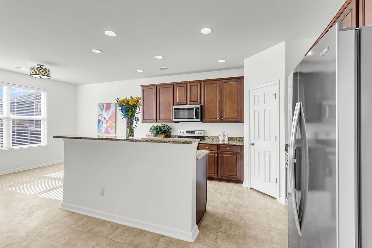 1611 Eider Down Drive Photo 7