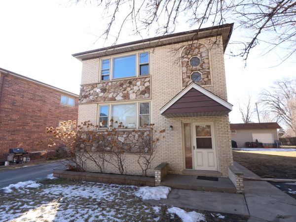 9823 Linn Avenue, Unit 1, Schiller Park, IL 60176