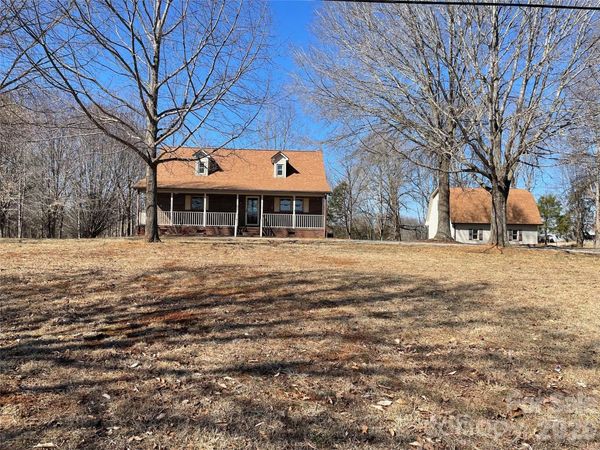 12404 Mooresville Road , Mt Ulla, NC 28125