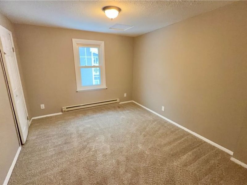 952 Oxford Road, Cleveland, OH 44121 Photo 16