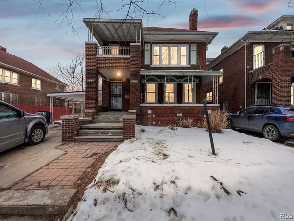 3334 Fullerton Street, Detroit, MI 48238