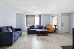 2000 Greens Blvd.  photo 4