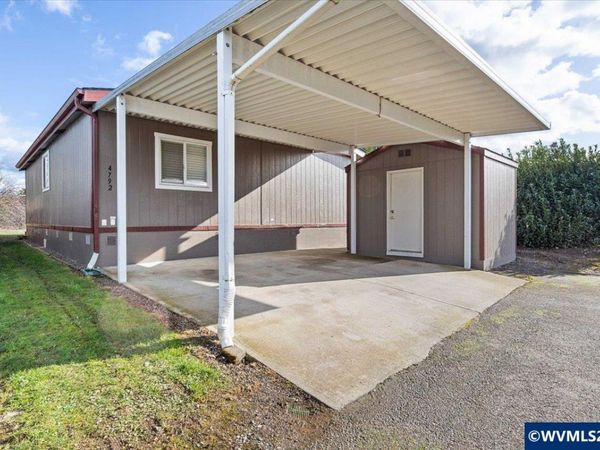 4792 NE Wyoming Cir, Salem, OR 97305