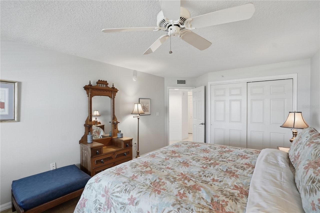 16326 Gulf Boulevard, Unit 307, Redington Beach, FL 33708 Photo