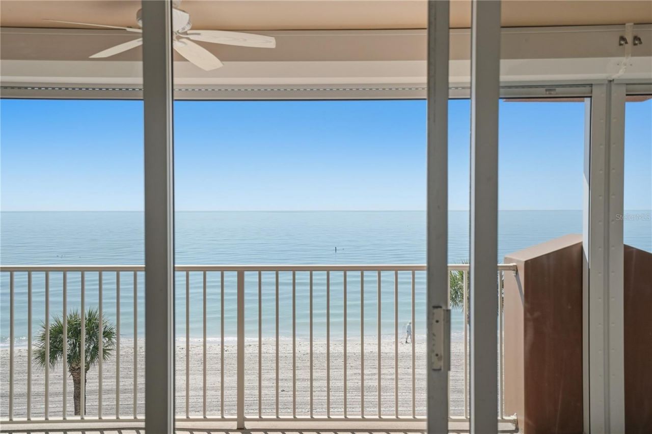 16326 Gulf Boulevard, Unit 307, Redington Beach, FL 33708 Photo