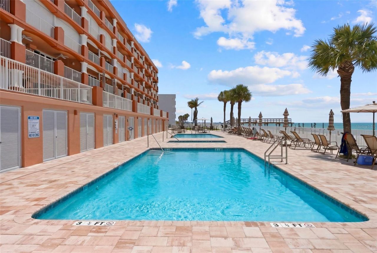 16326 Gulf Boulevard, Unit 307, Redington Beach, FL 33708 Photo