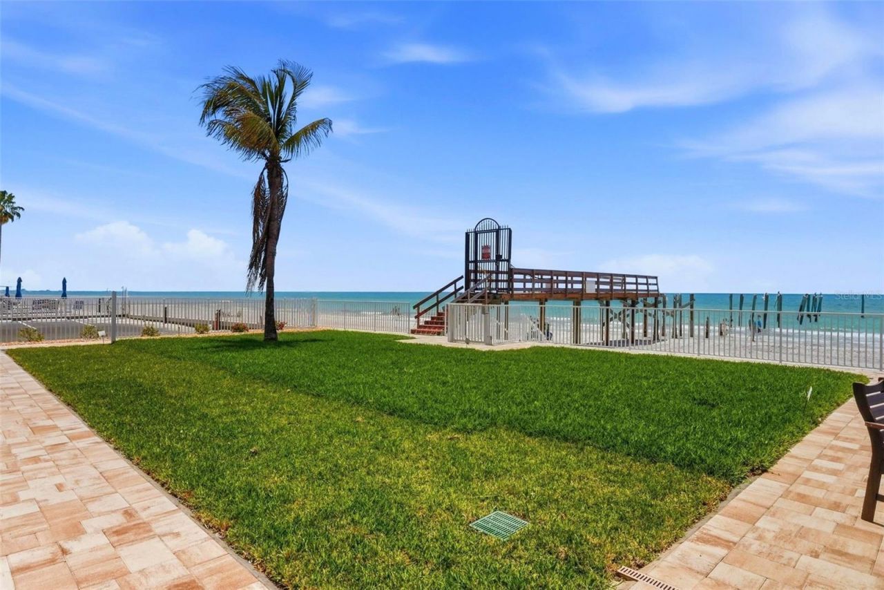 16326 Gulf Boulevard, Unit 307, Redington Beach, FL 33708 Photo