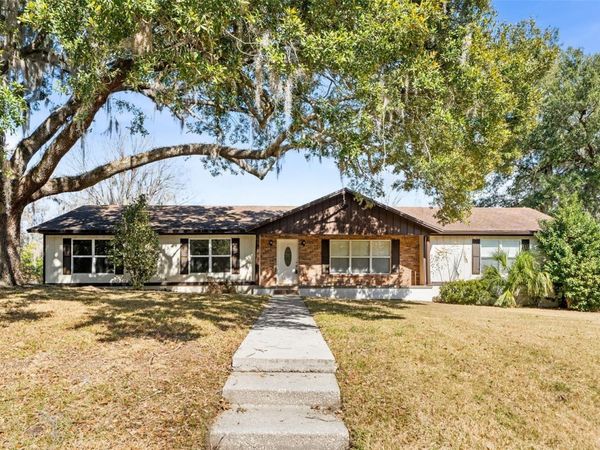 8604 NW 1ST AVENUE, GAINESVILLE, FL 32607