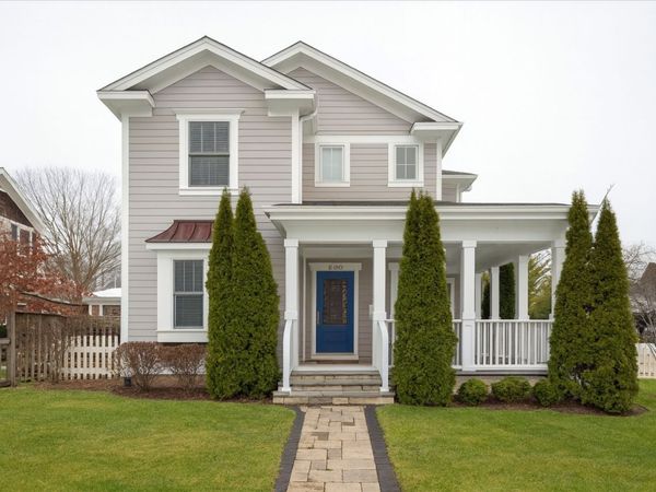 420 Evanston Avenue, Lake Bluff, IL 60044