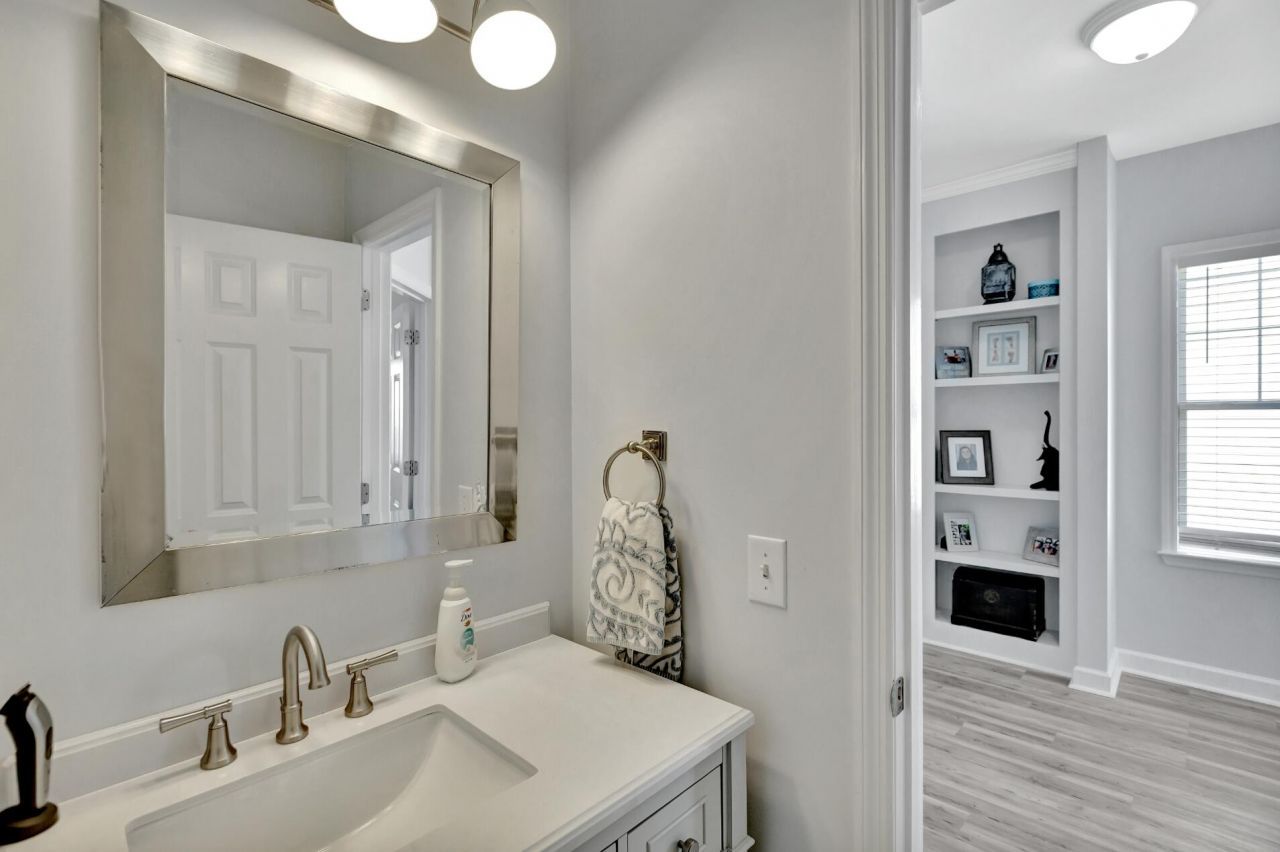 147 Palm Cove Way Photo 18