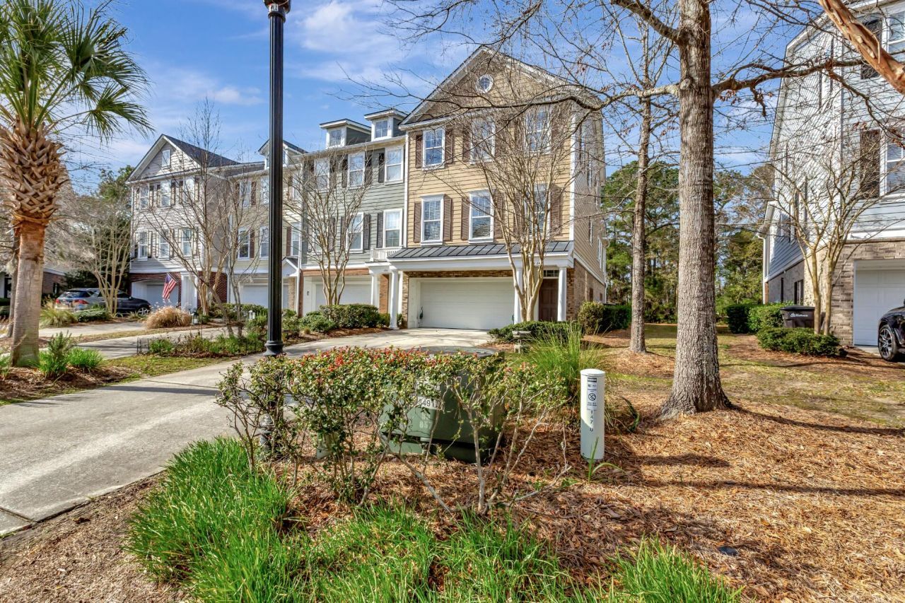 147 Palm Cove Way Photo 4