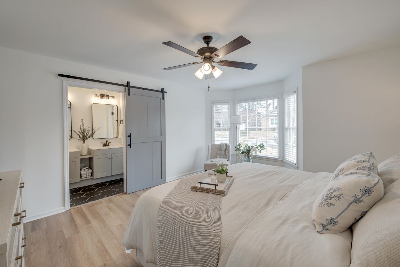 807 Eastern White Pines Road Photo 16