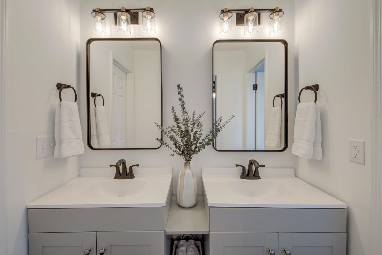 807 Eastern White Pines Road Photo 17