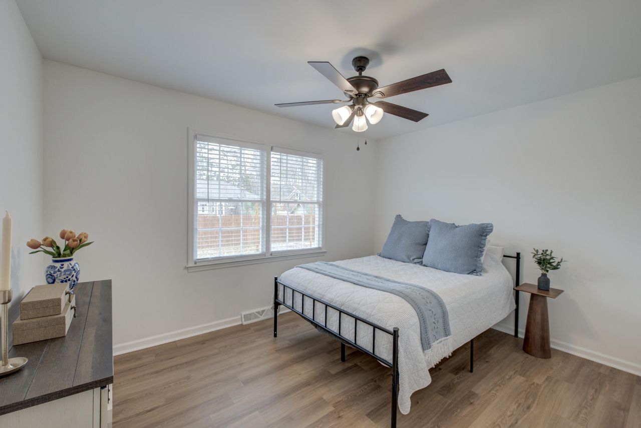 807 Eastern White Pines Road Photo 20