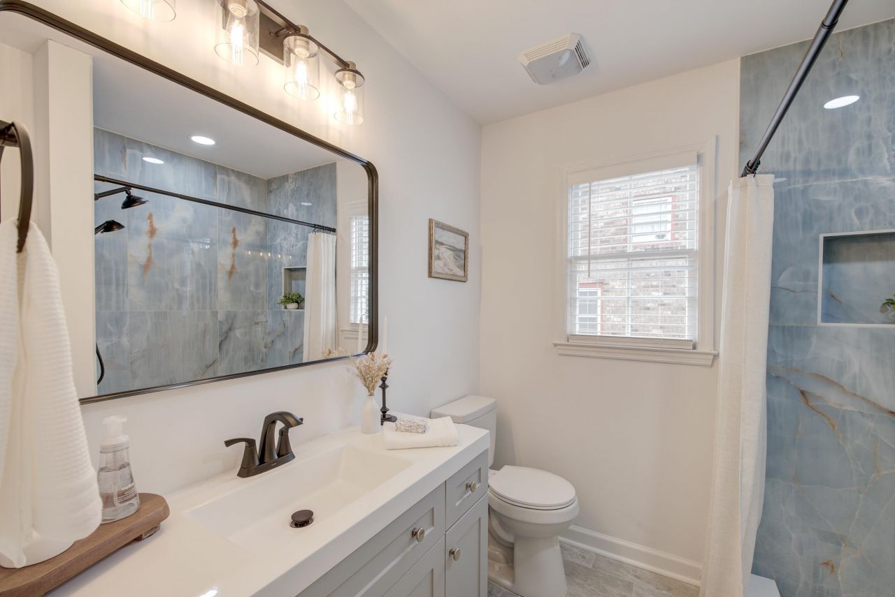 807 Eastern White Pines Road Photo 23