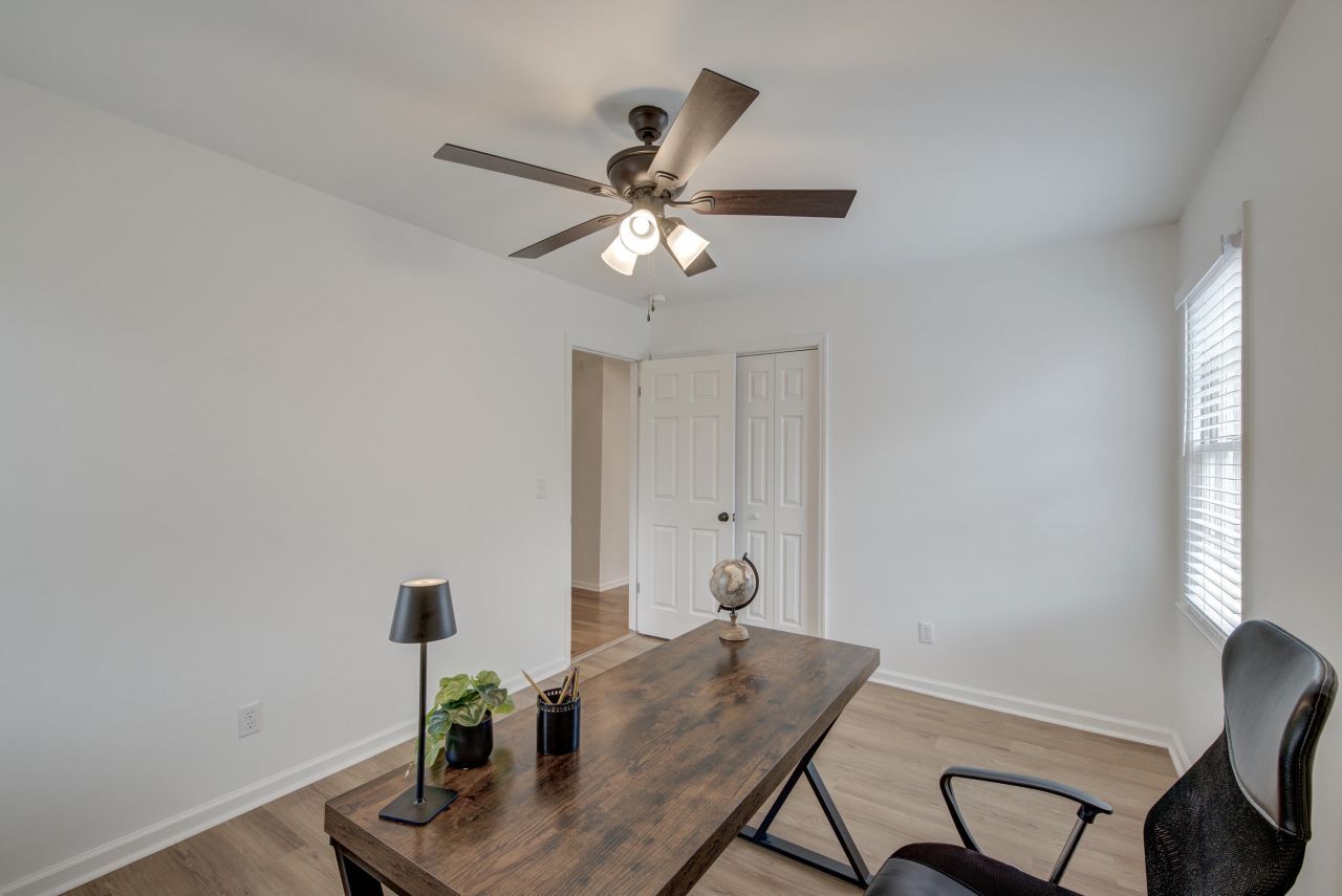 807 Eastern White Pines Road Photo 26