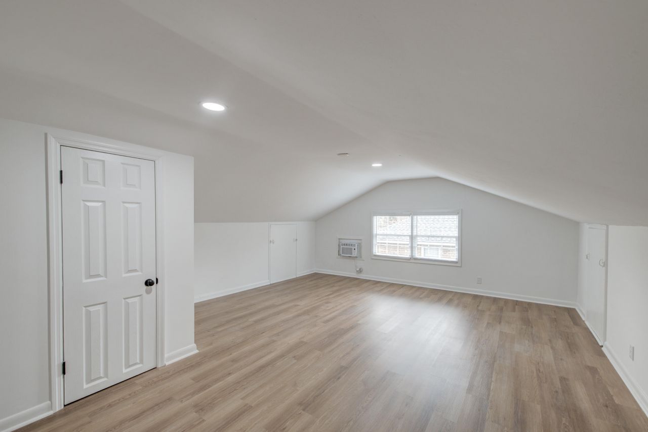 807 Eastern White Pines Road Photo 30