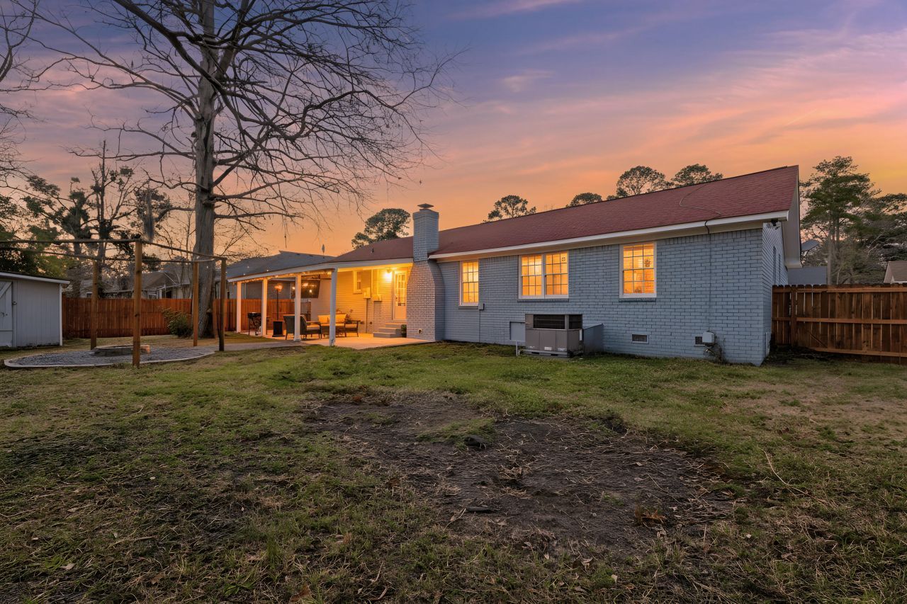 807 Eastern White Pines Road Photo 33