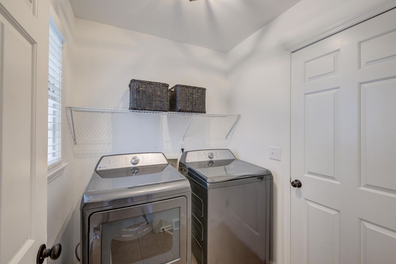 807 Eastern White Pines Road Photo 46