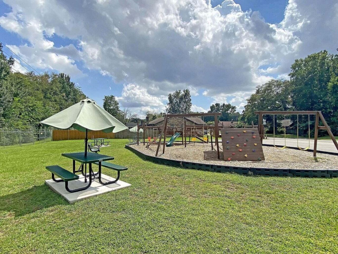 807 Eastern White Pines Road Photo 59